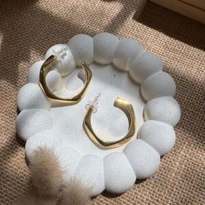 Aurelle Hoops