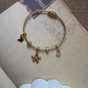 Daisy Charm Bangle